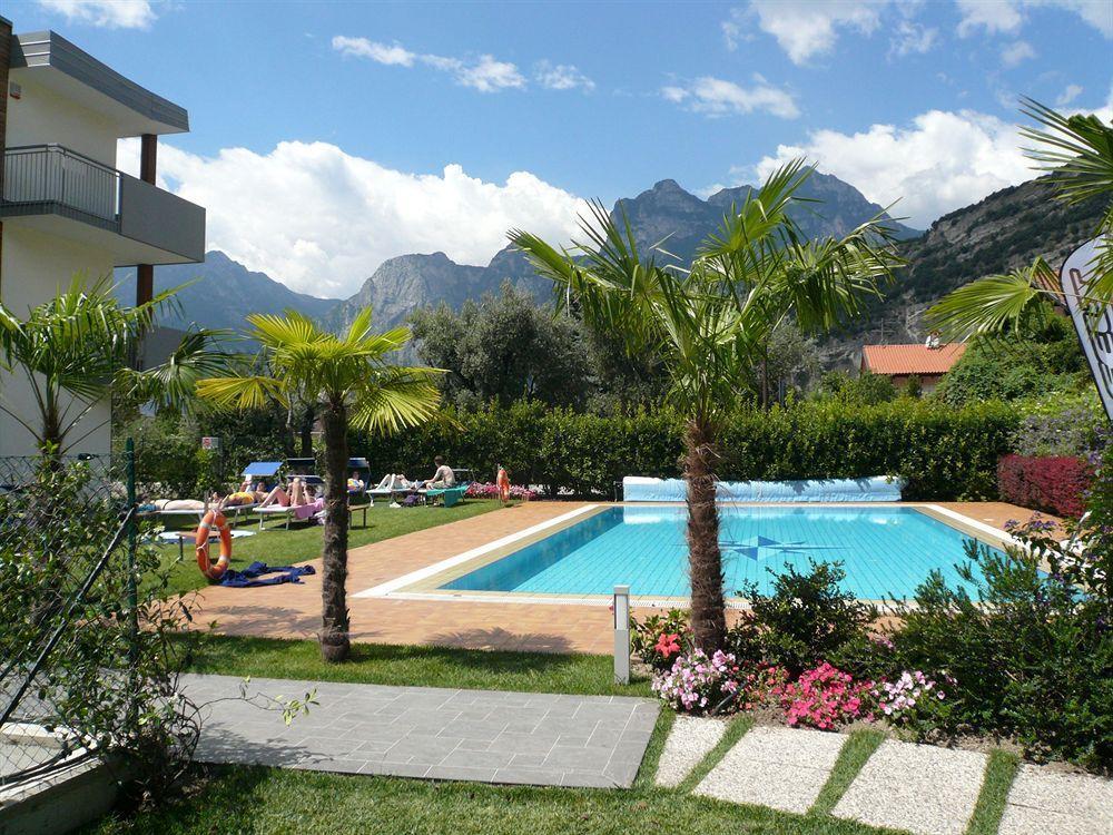 Sporthotel Villa Stella Torbole Sul Garda Exterior foto